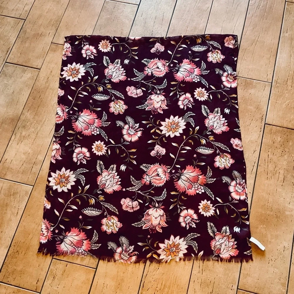 Loft Outlet Blanket Scarf Shawl